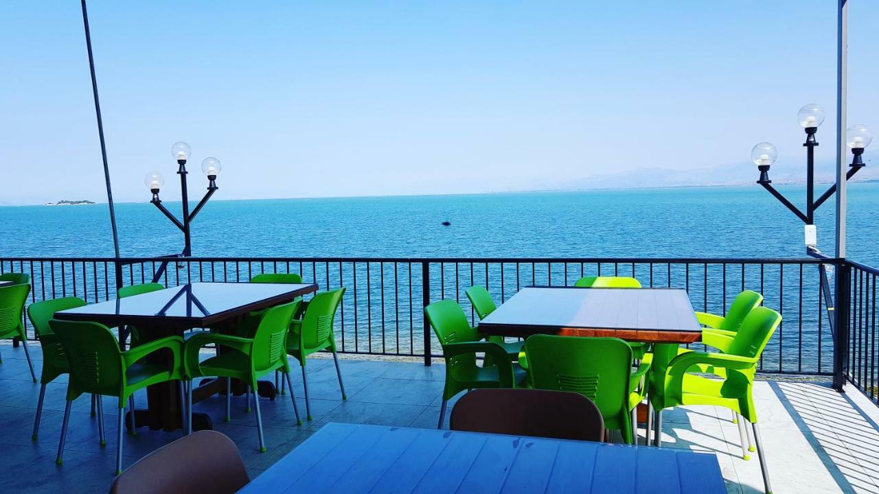 שקודר Rooms Lake View Balani Restaurant מראה חיצוני תמונה
