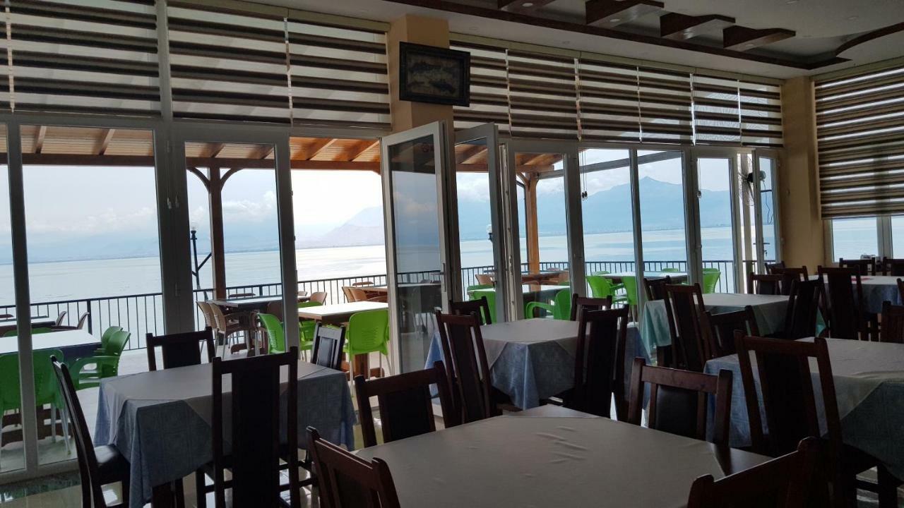 שקודר Rooms Lake View Balani Restaurant מראה חיצוני תמונה